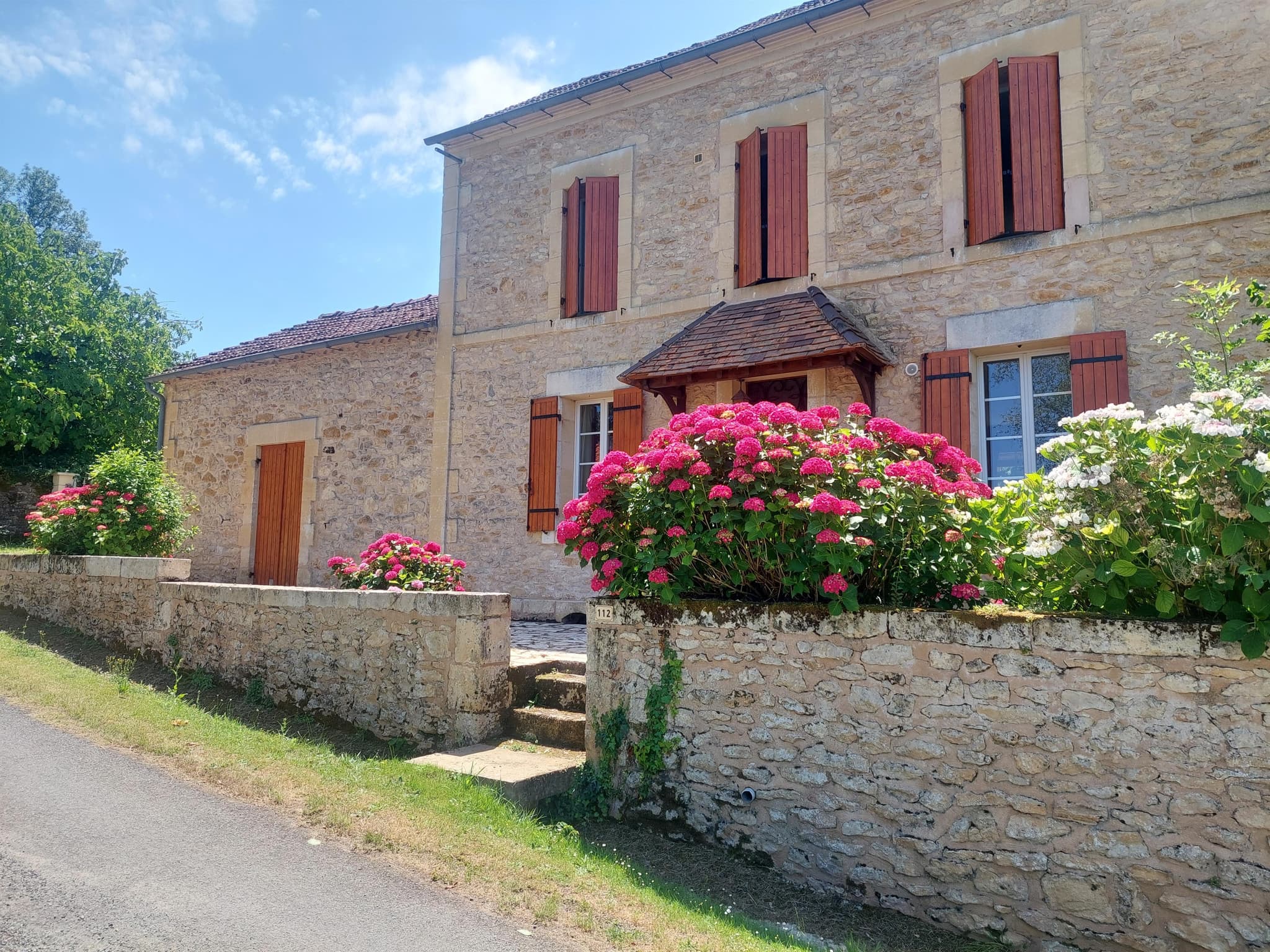 Maison des Hortensias à 500 m des bords de rivière_1