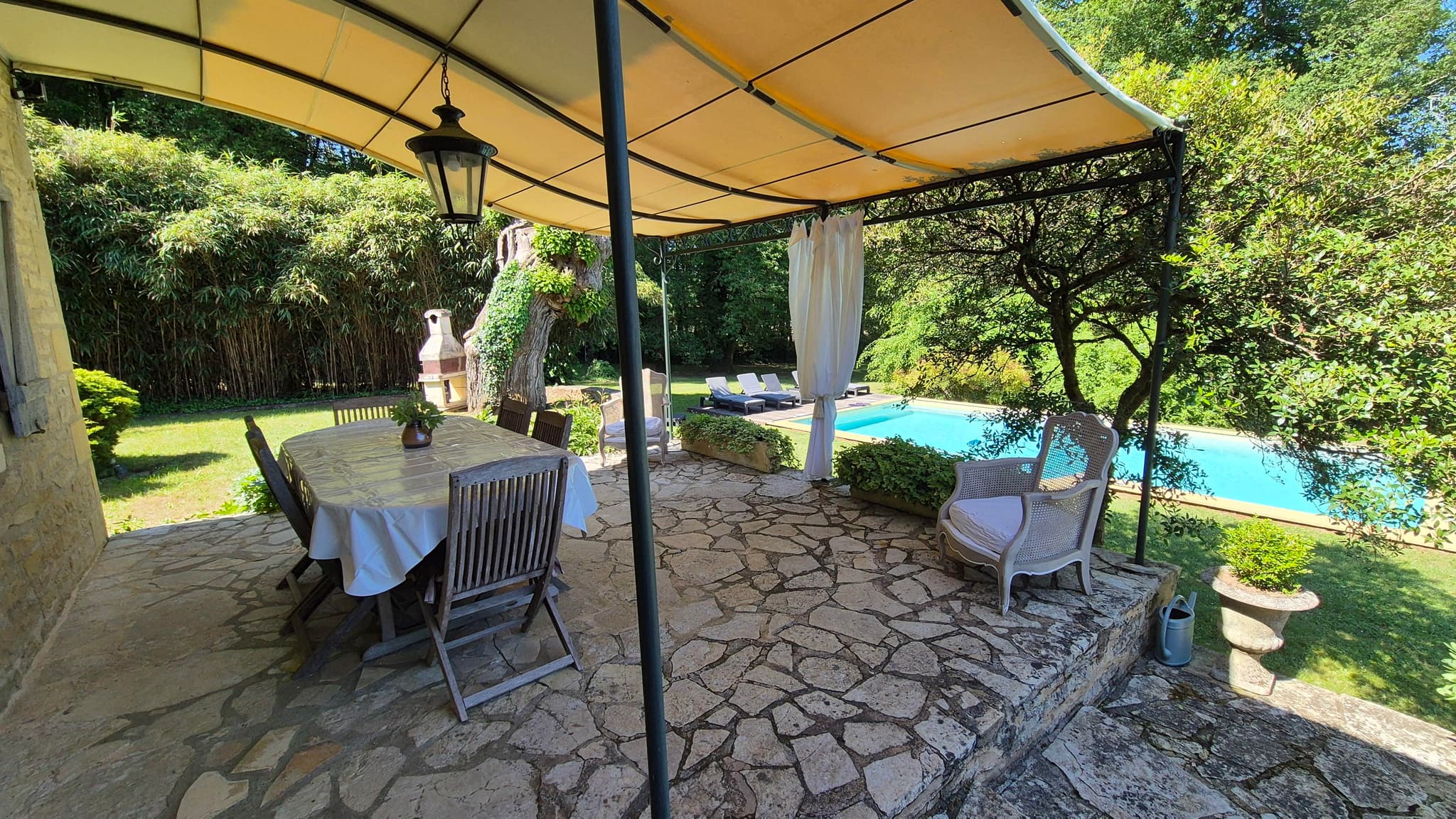 La Chaumiere avec piscine privée proche de Sarlat_1