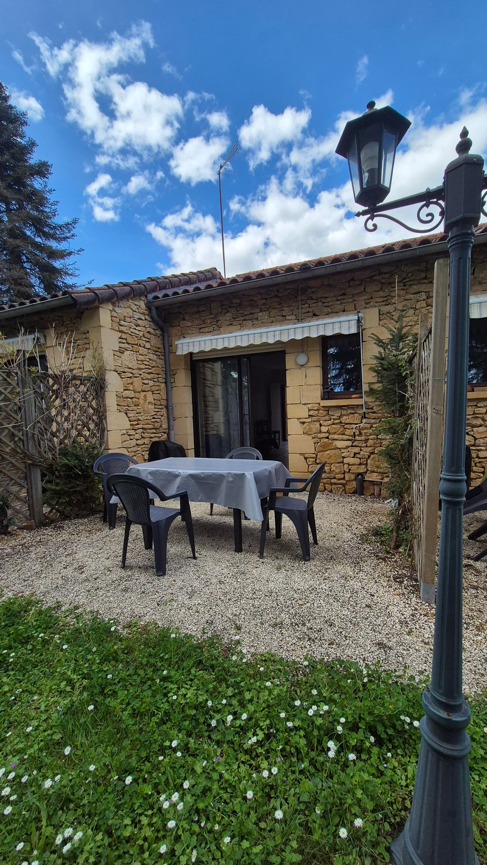 Studio climatisé le Parc à Sarlat_18