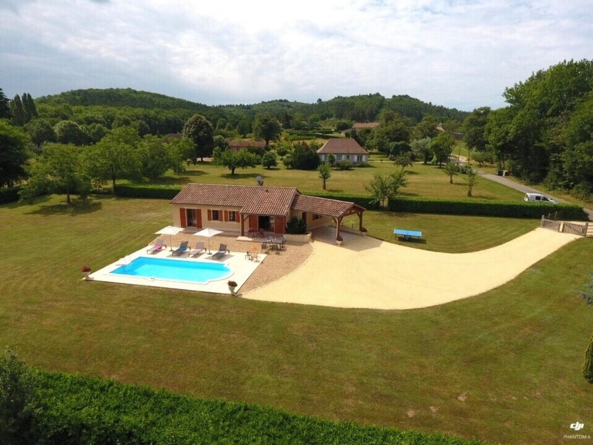Chataigne avec sa piscine privée au nord de Sarlat_17