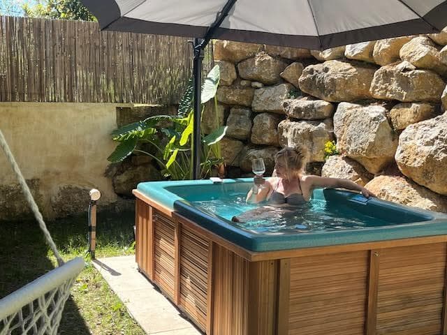 Chez Titouan à Sarlat avec Spa et Clim_5