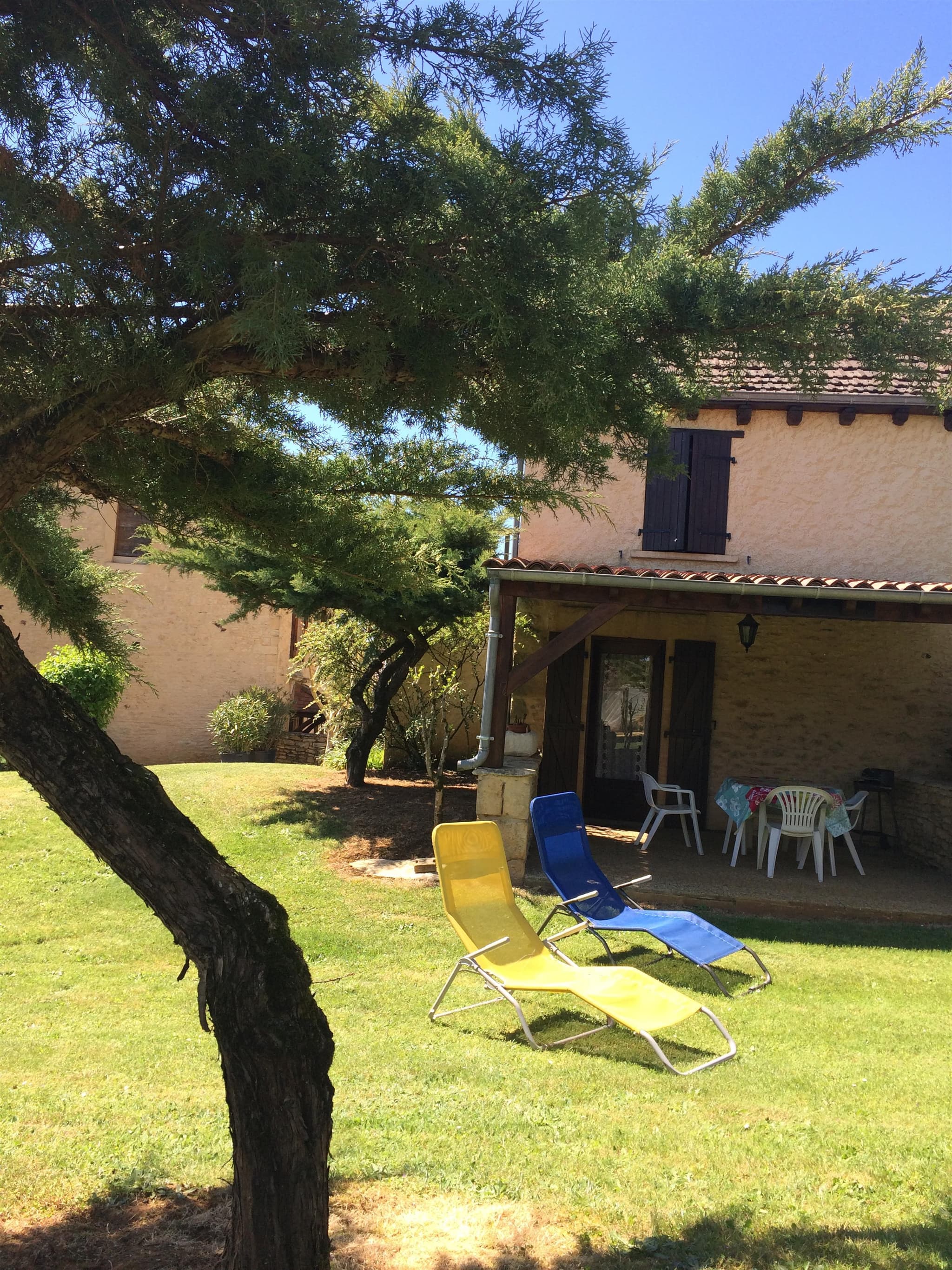 Lapervoisie 1 jardin piscine et proche de Sarlat_1