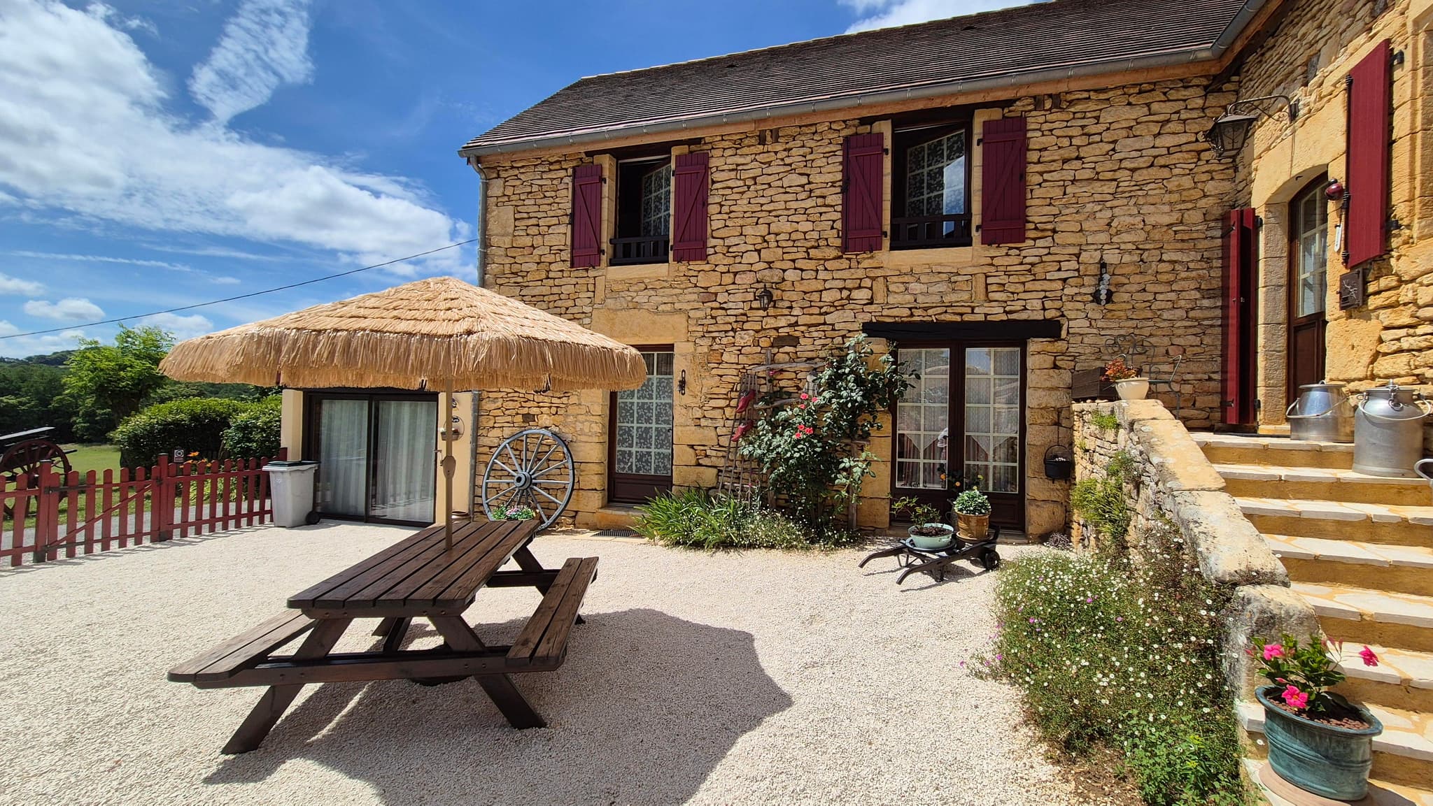 Gite de l'Arche avec piscine proche de Sarlat_1