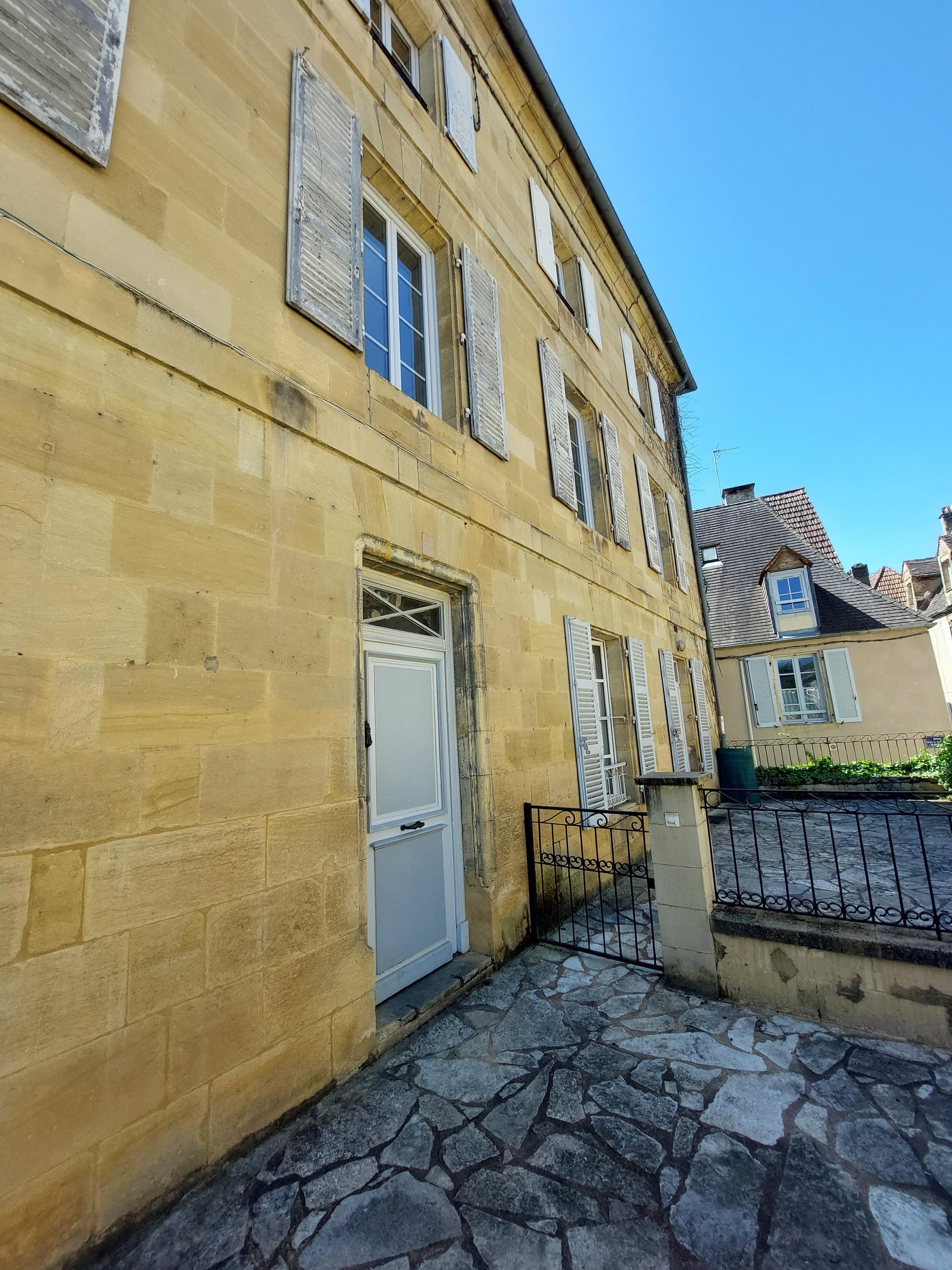Appartement de charme Esprit des Couleurs à Sarlat_20