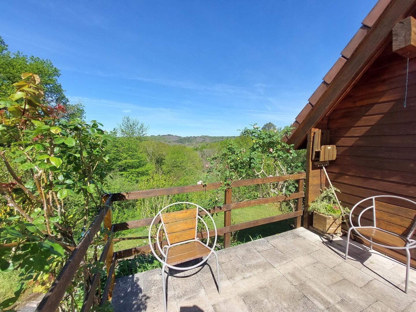 La Petite Maison en bois climatisée sud de Sarlat_5
