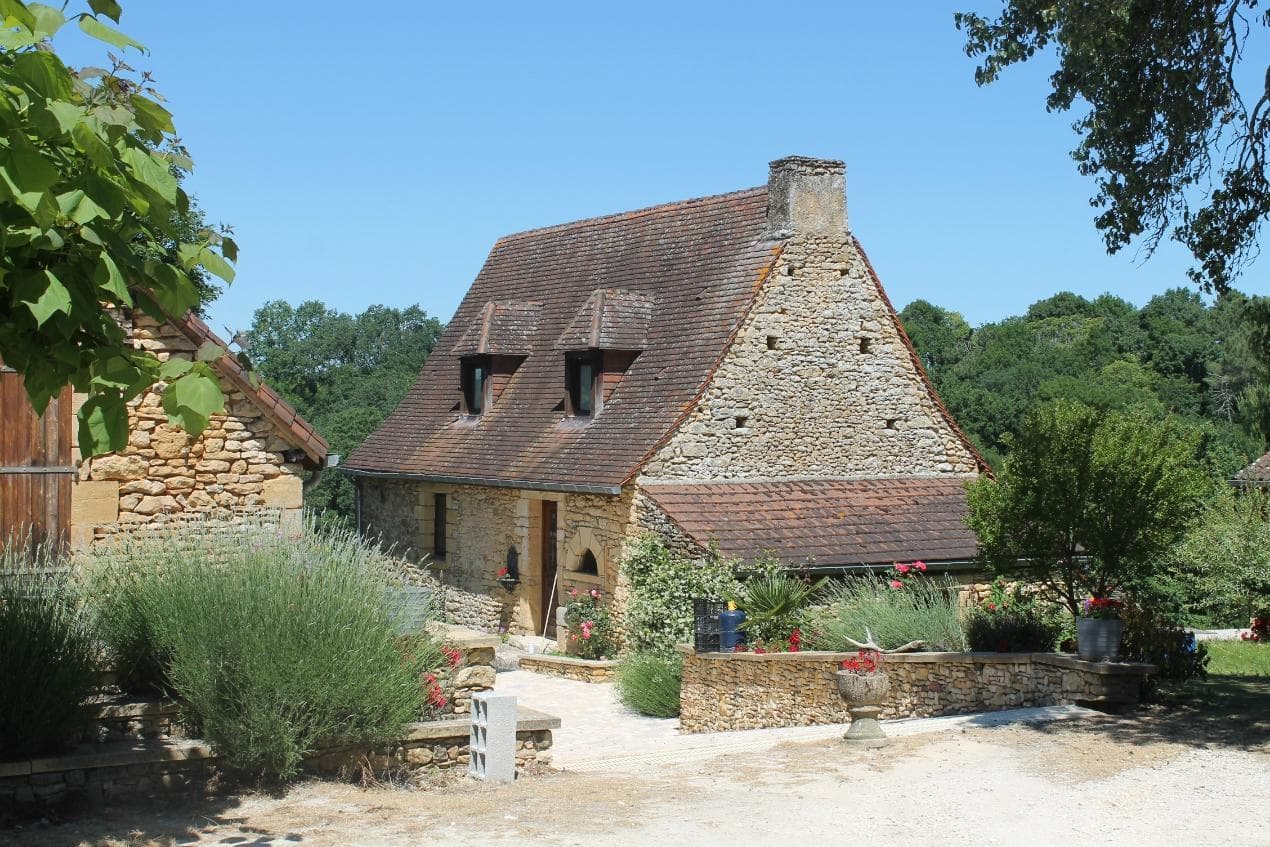 Les Rozières climatisée piscine proche de Sarlat_4