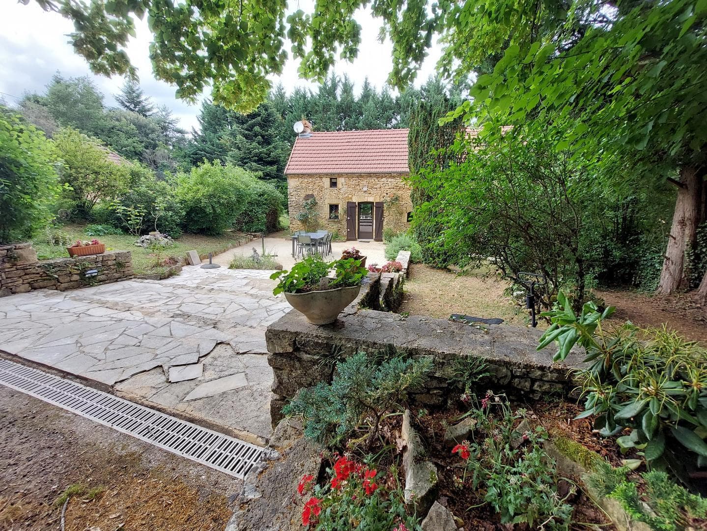 Montant de Fages avec piscine privée proche Sarlat_4