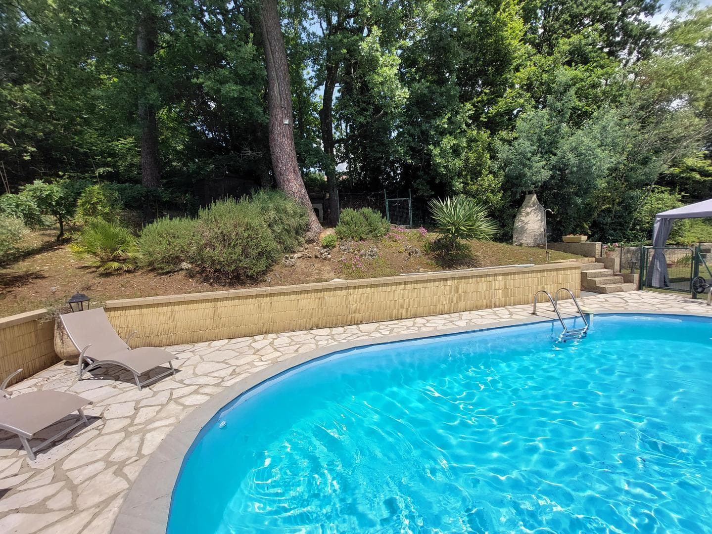 Les Devises avec piscine proche de Sarlat_7