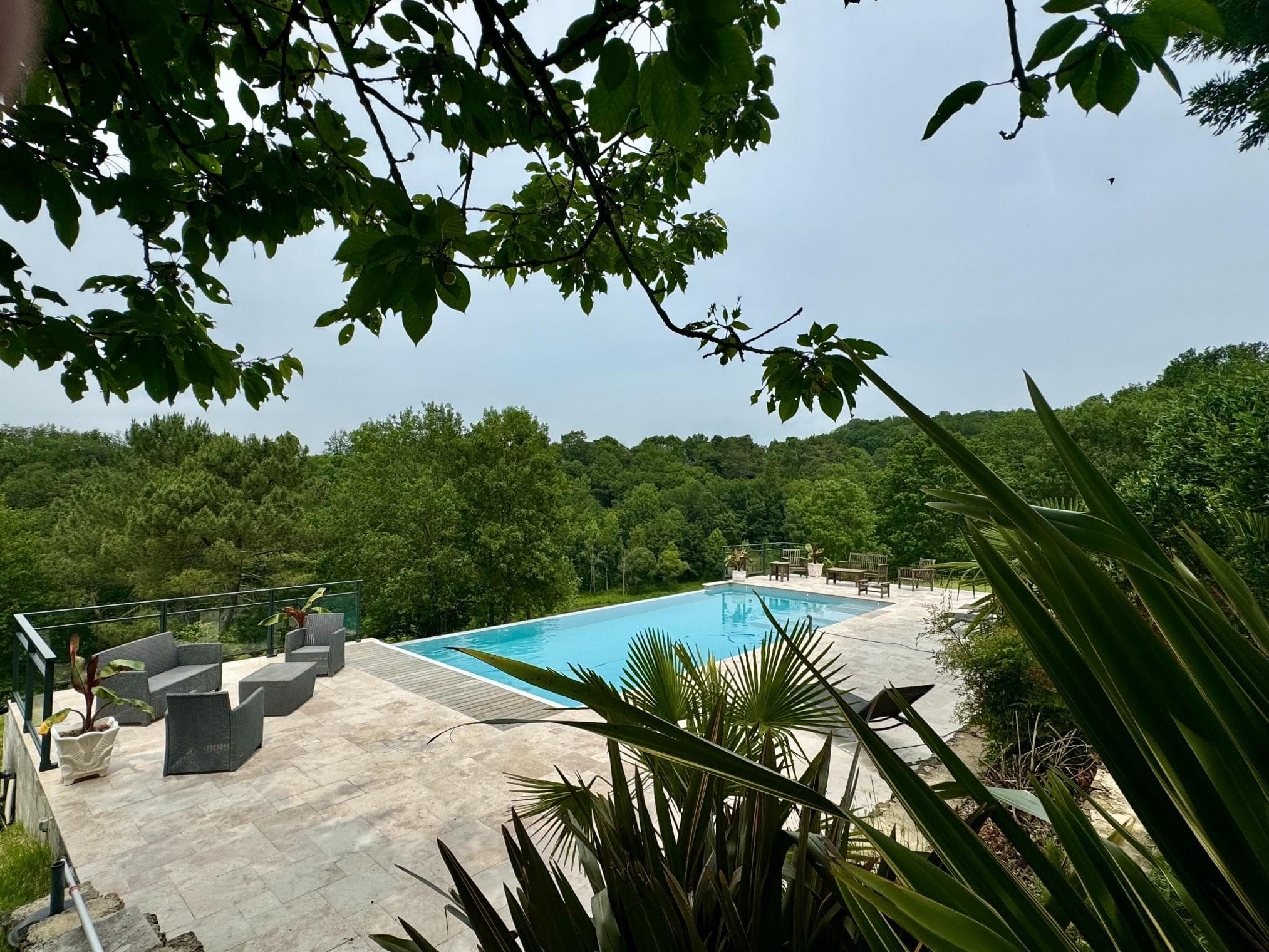 Les Rozières climatisée piscine proche de Sarlat_7