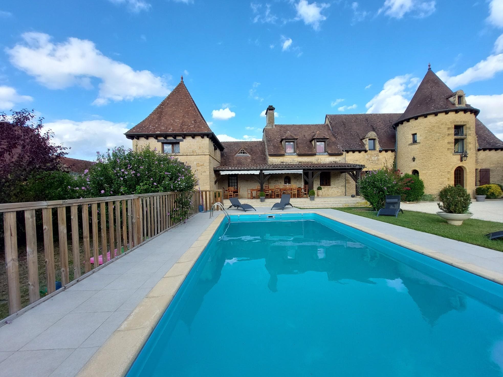 Grandes Terrasses Dalbavie 15 pers clim et piscine_2