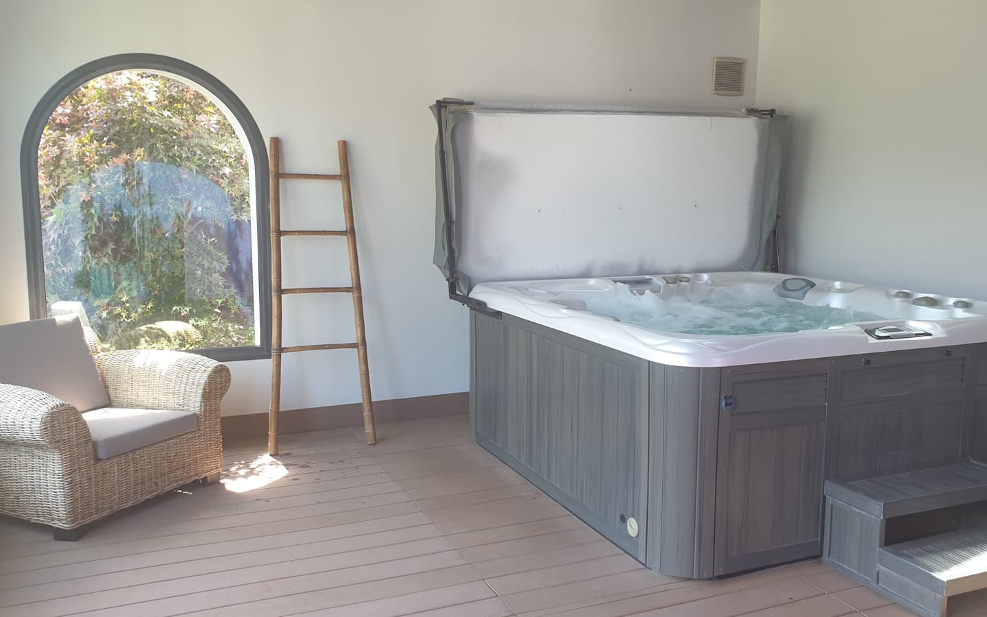 Hôtel Eskualduna - Jakuzzi - Saint Martin d'Arrossa