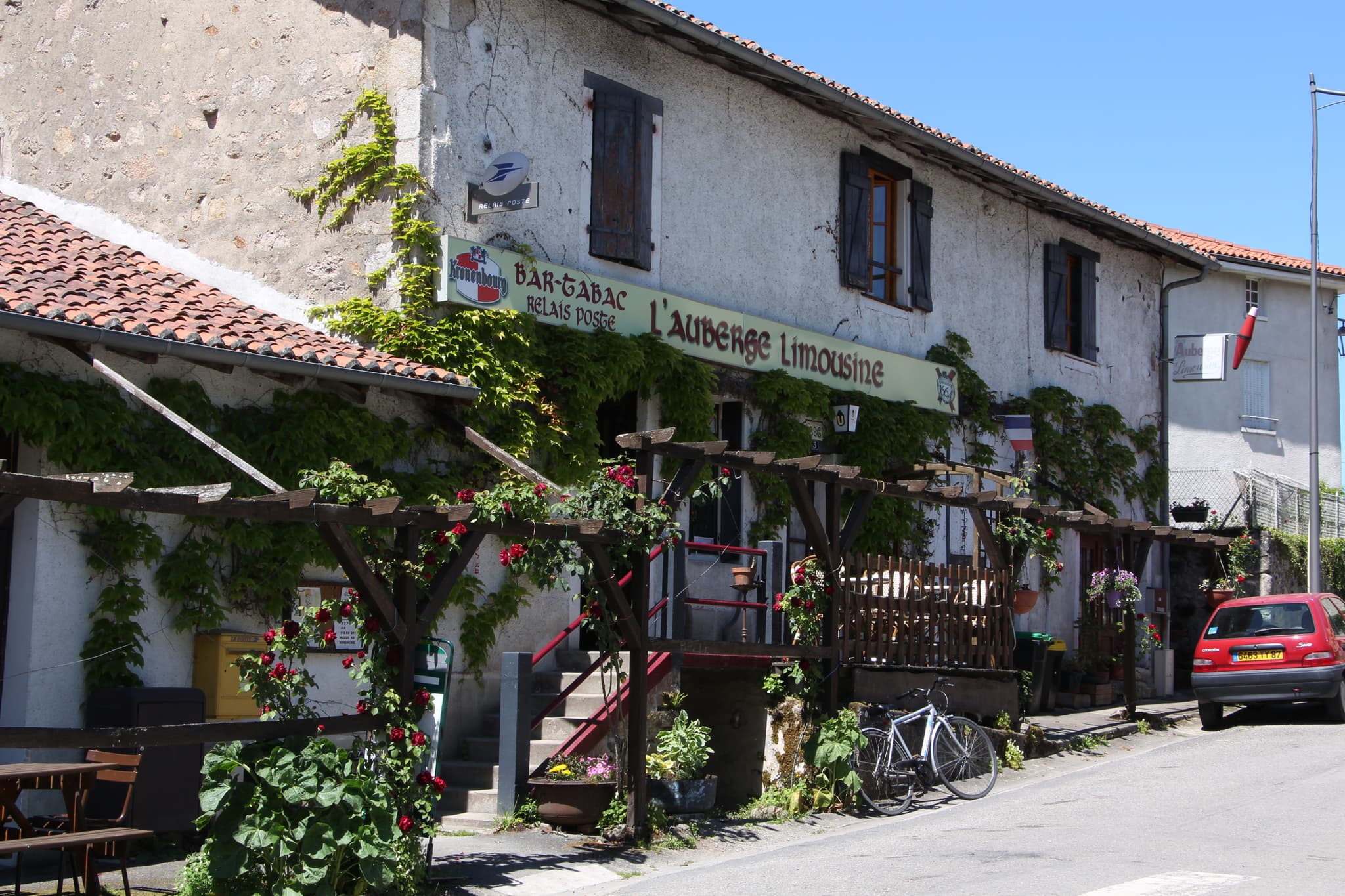 javerdat_2018_amel-elmalah-auberge-limousine