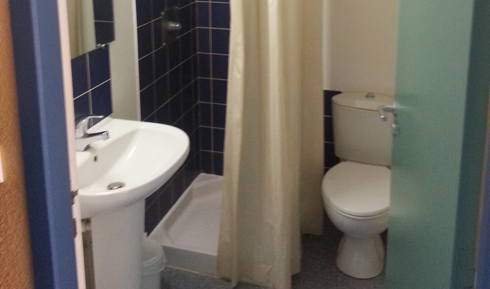 karrikia-hebergement-collectif-soule-salledebain
