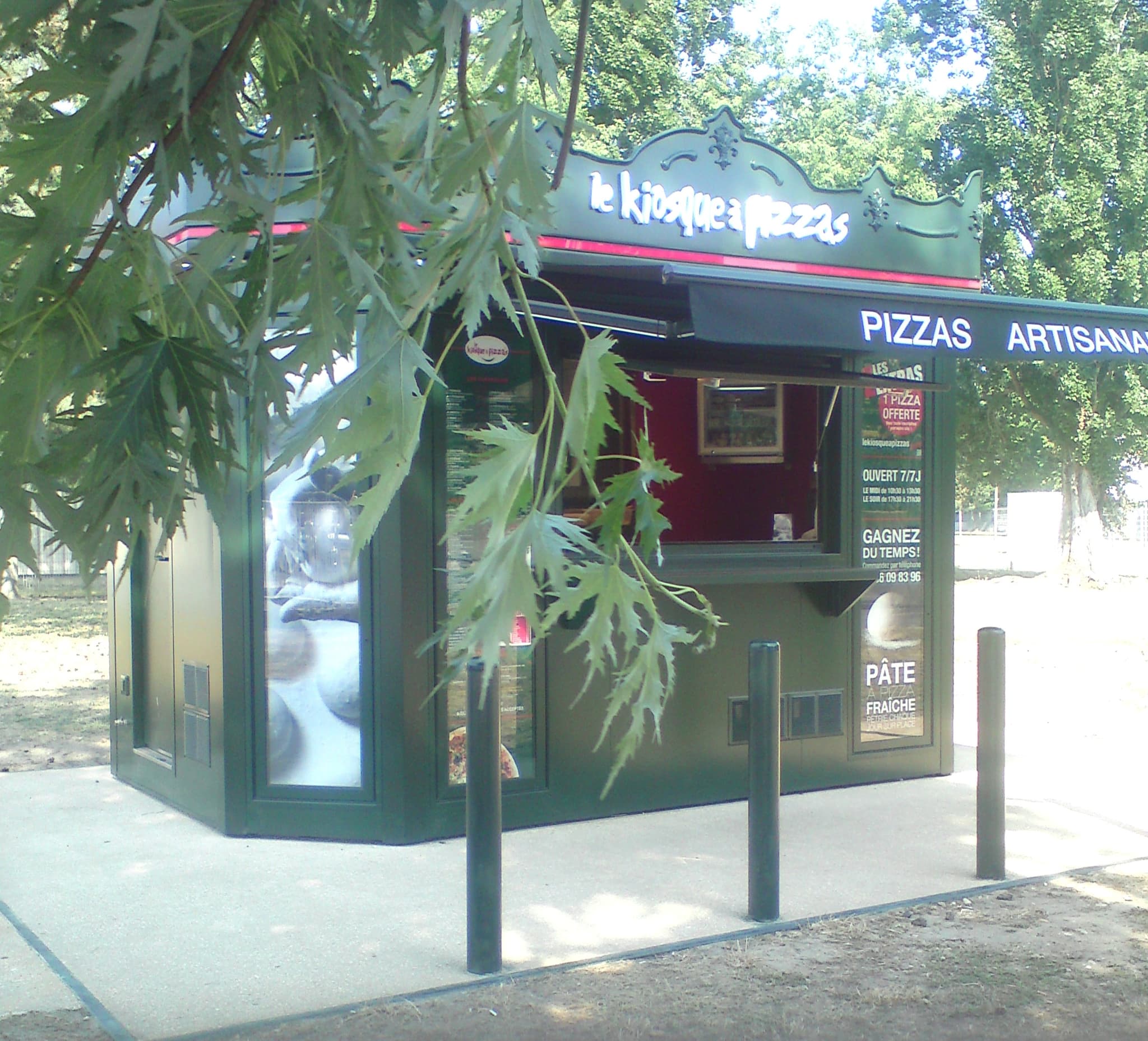 kiosque pizza avensan
