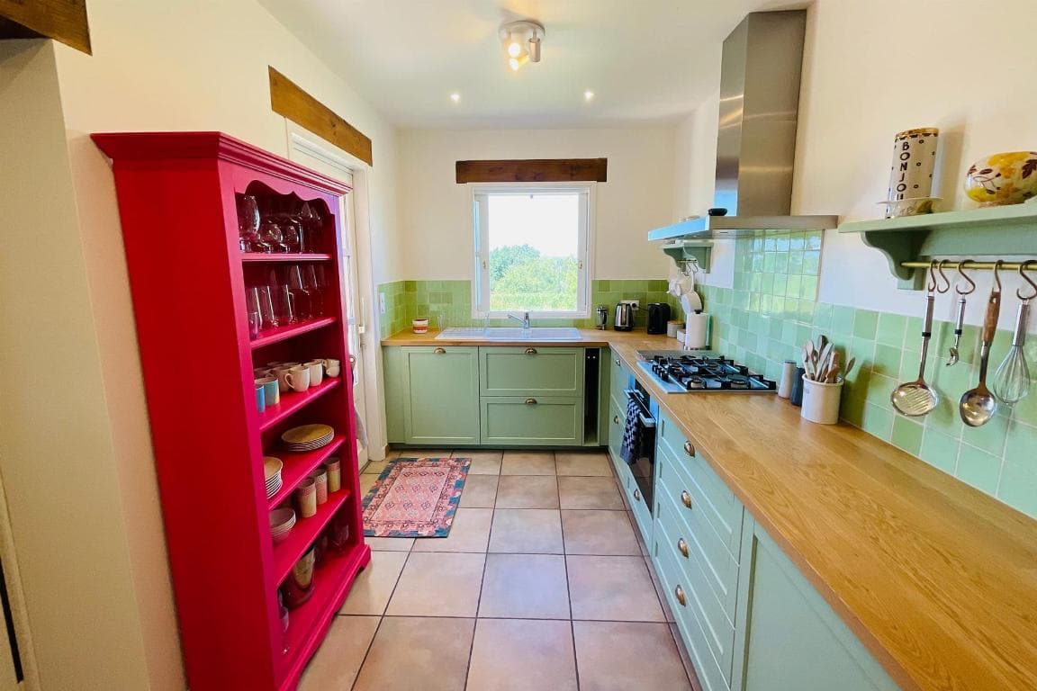 kitchen-holiday-home-in-nouvelle-aquitaine.104980