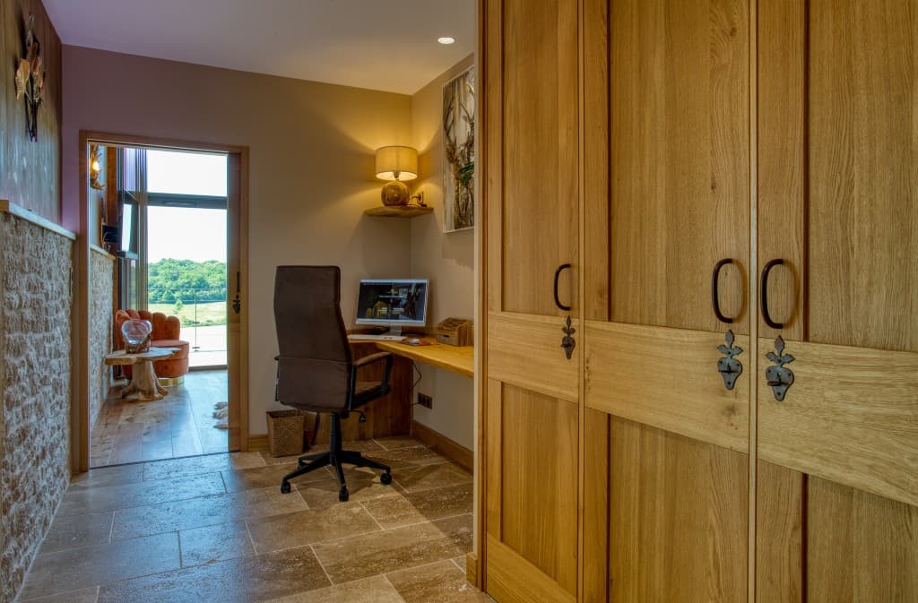 l_oree_du_bois_bureau
