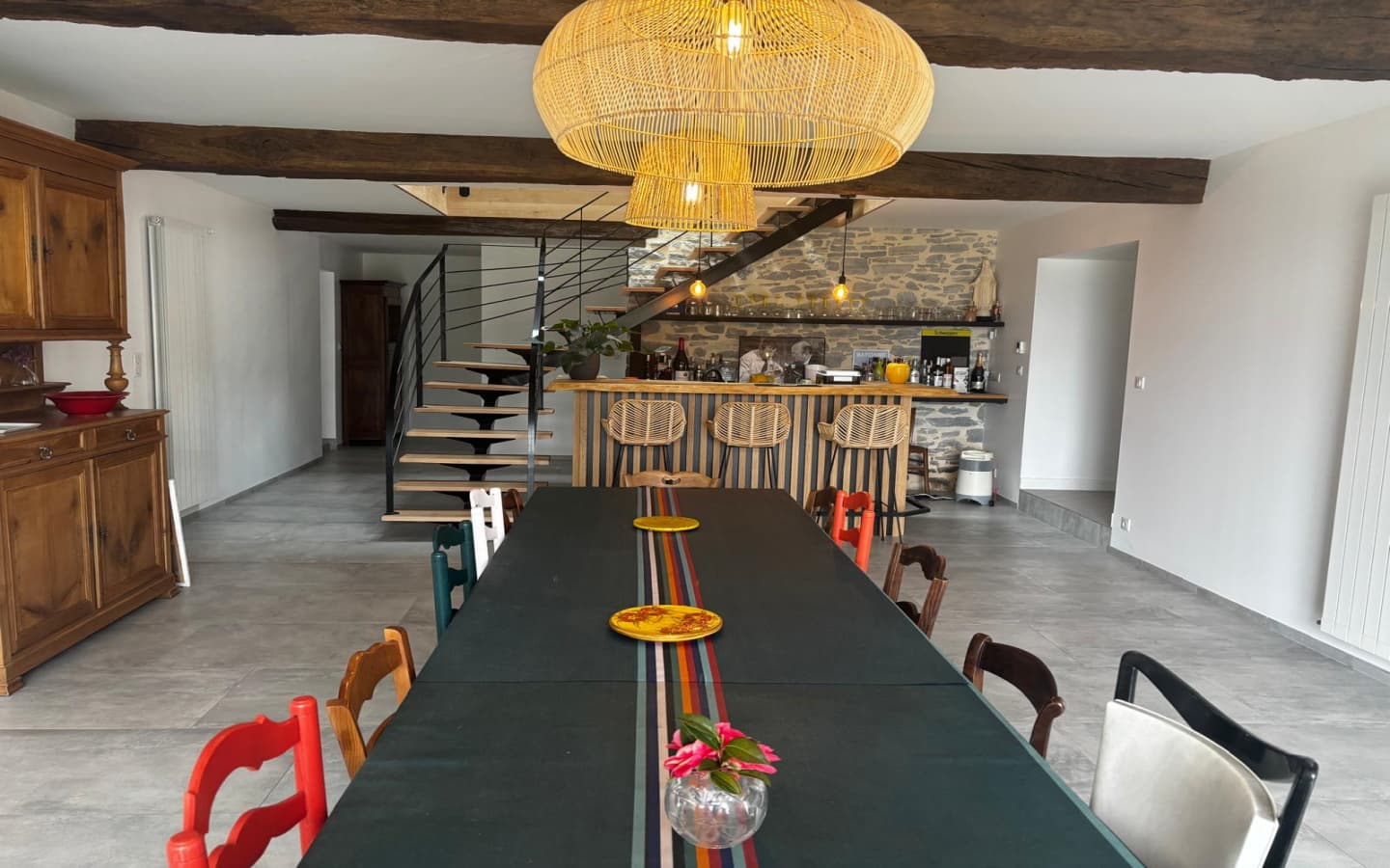 Maison Arios - la salle à manger