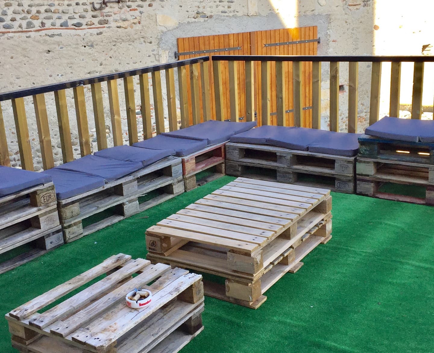 Meublé Lacay - Beyrie -terrasse