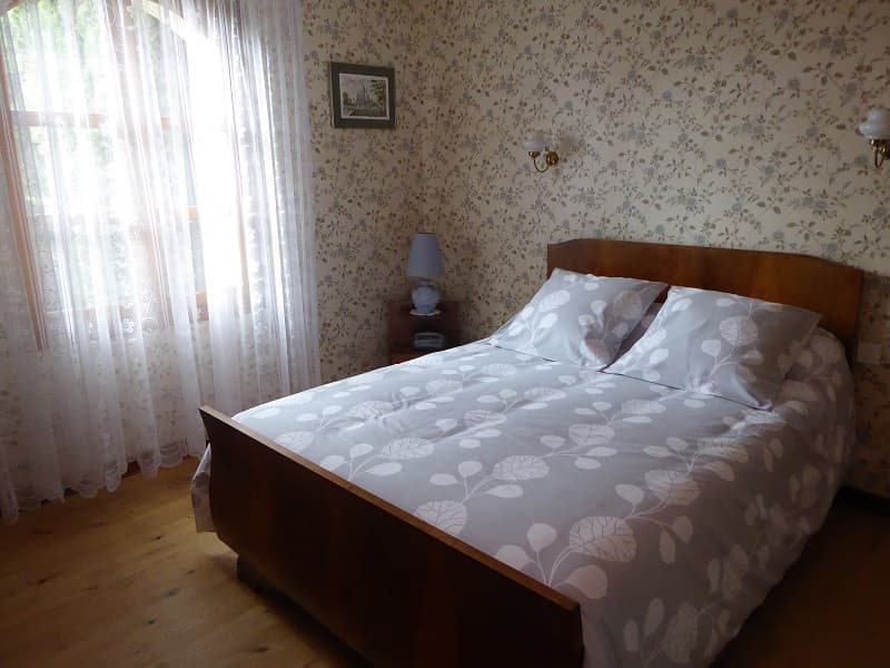 lantogne-miramont-chambre2