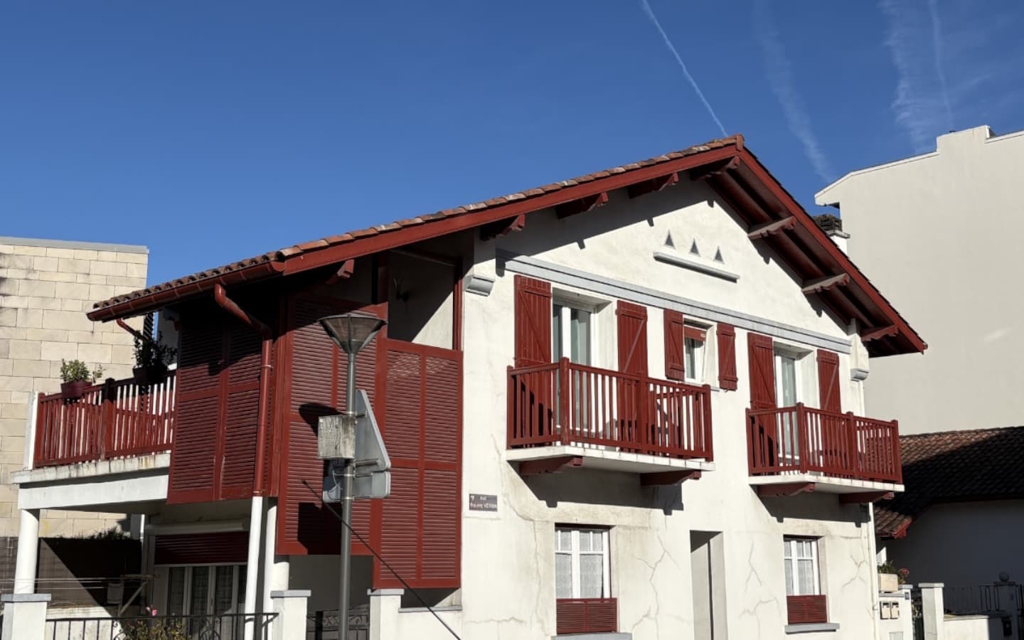 lasai façade 1440x900
