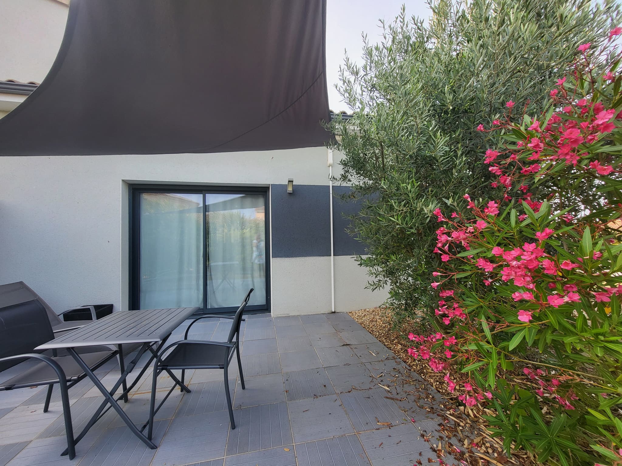 Terrasse nwa perla