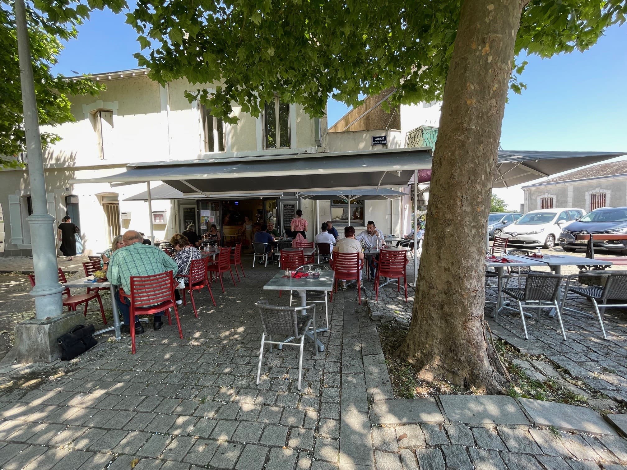 Le café de la gare