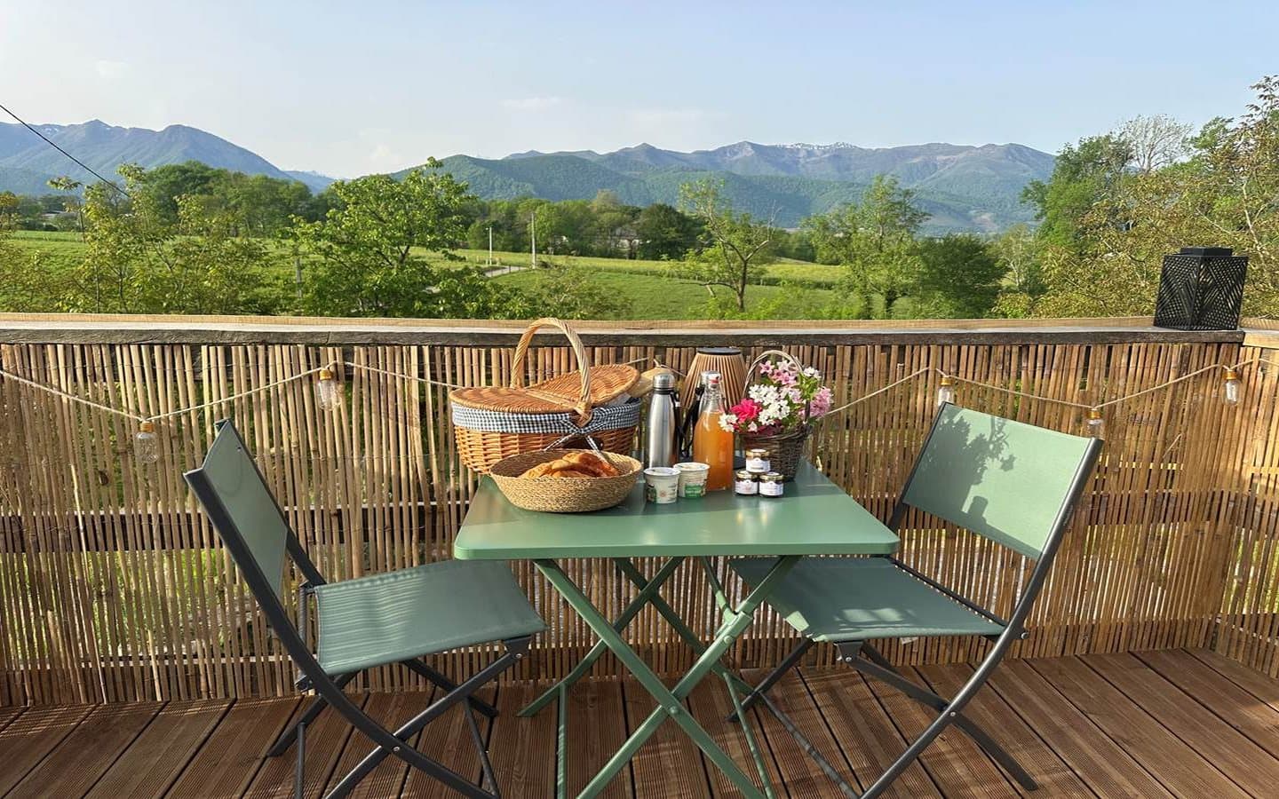 L'étoile du béarn hébergement insolite Dôme 2 personnes avec spa Asson
