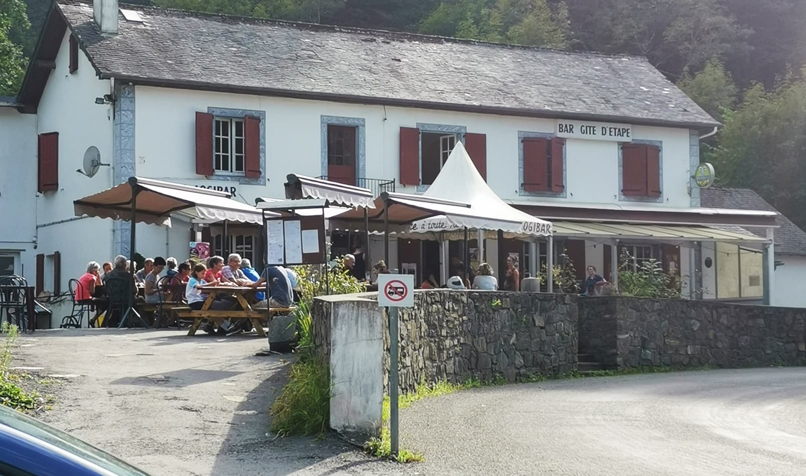 logibar_larrau_terrasse