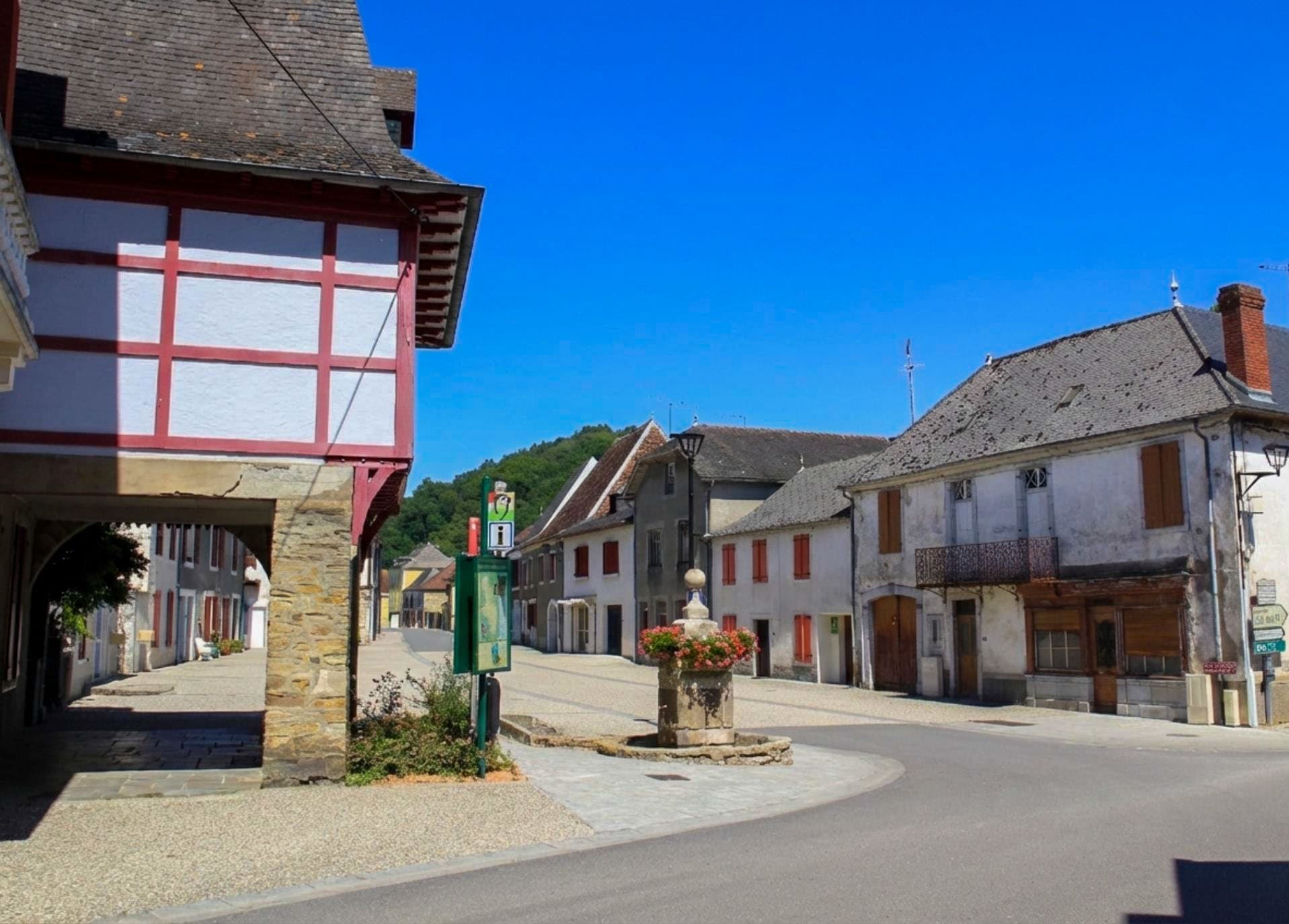 lucq-de-bearn-village-bearnais
