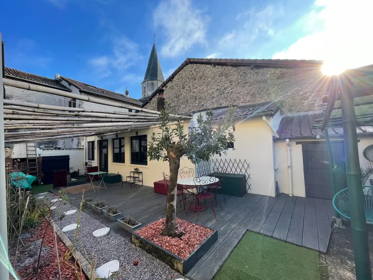 Terrasse, La Maison Tombée du Ciel - Gîte Rochechouart