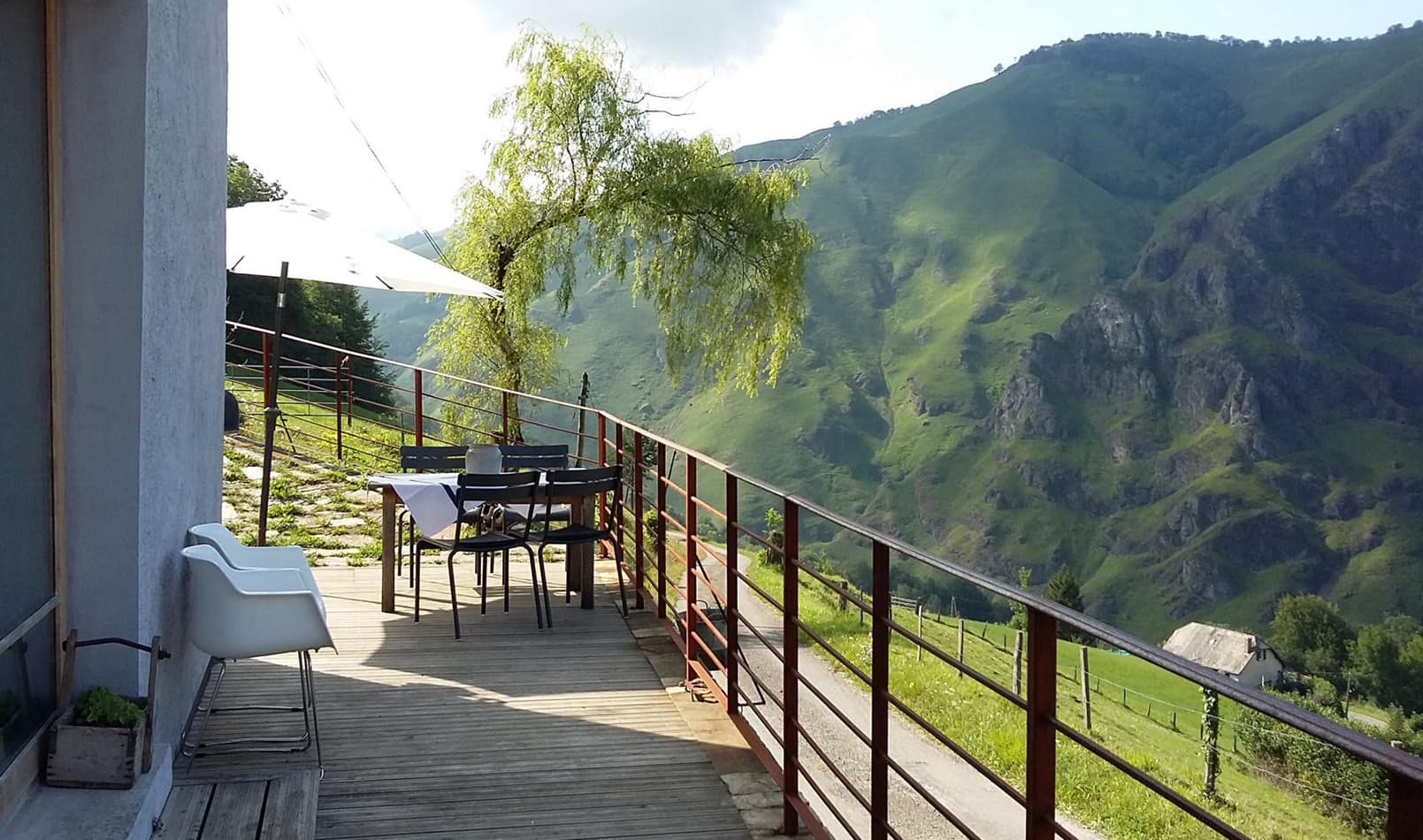 maison-uthurraltea-terrasse