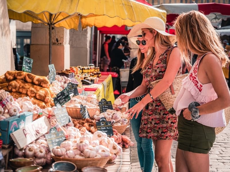 marché estival villeréal