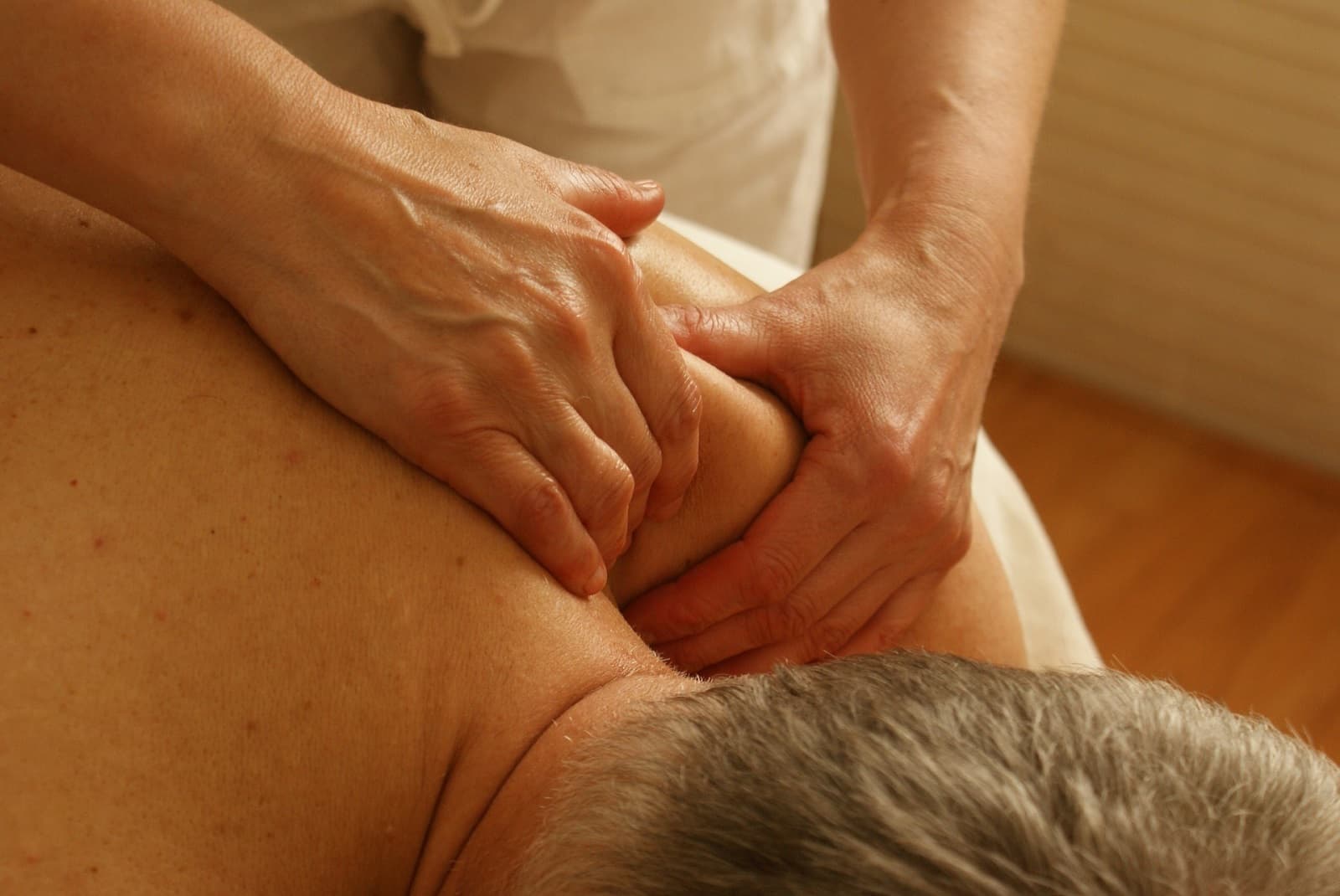 massage-389716-1920-2