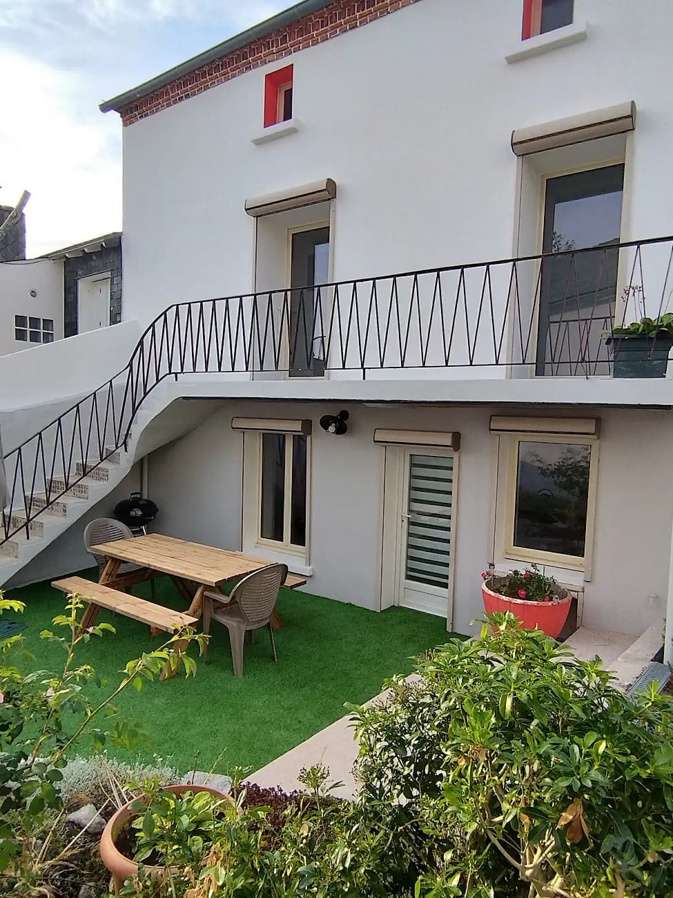 mauleon-gite-au-champ-davoine-terrasse