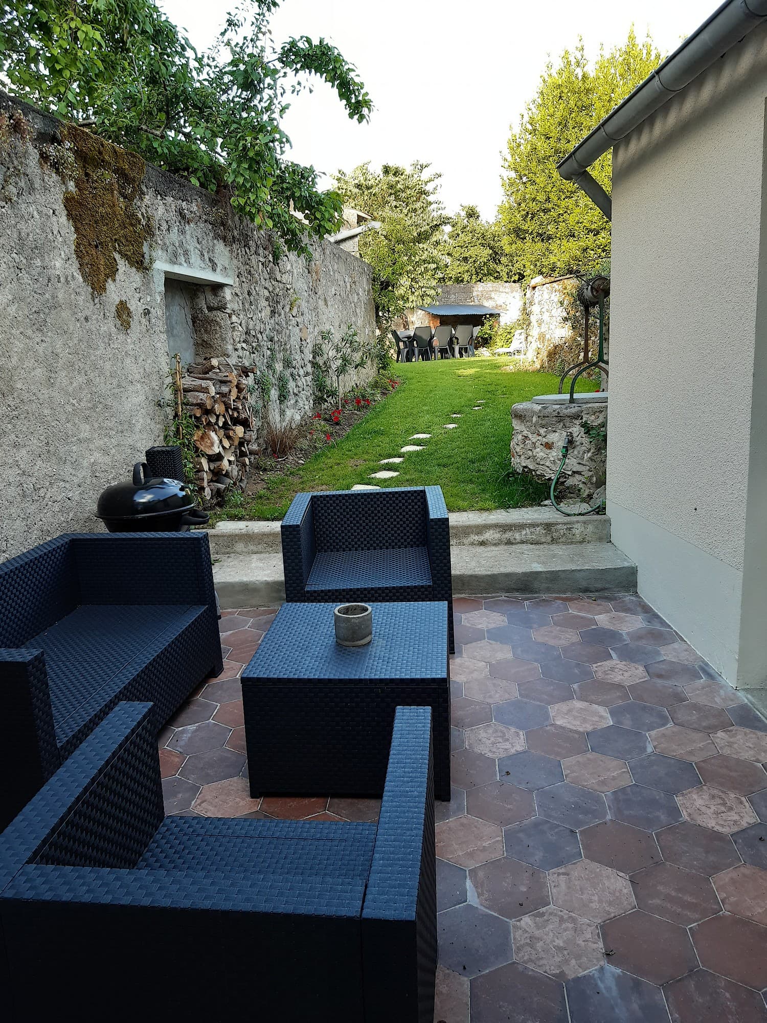 mauleon-gite-izalin-terrasse