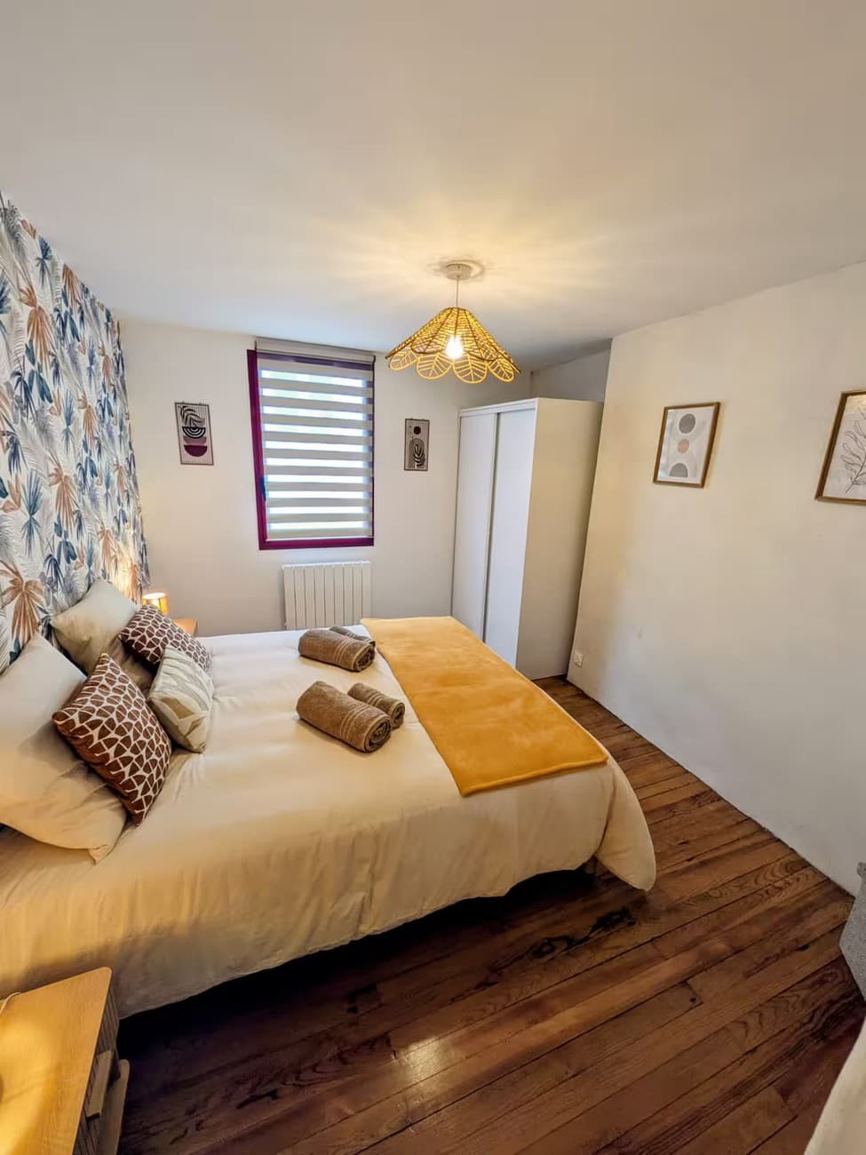 mauleon-gite-la-roseliere-chambre2