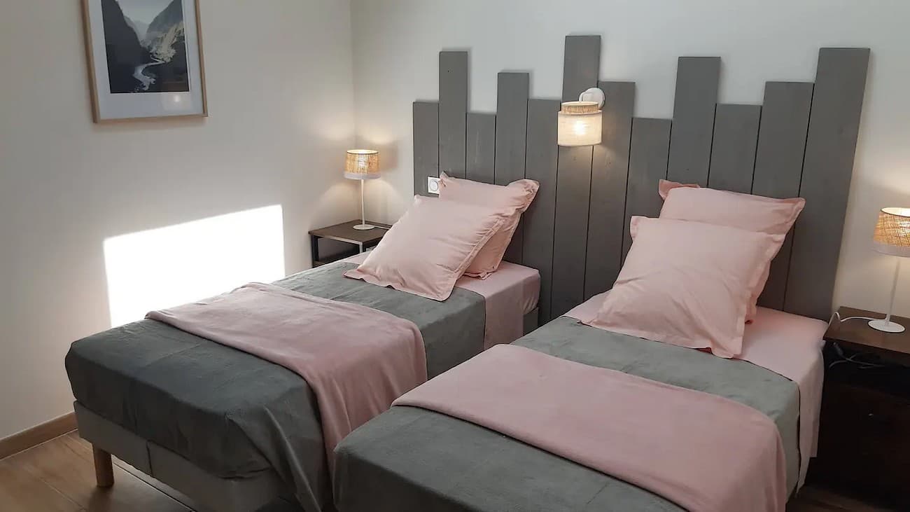 mauleon-gite-le-petit-linot-chambre2