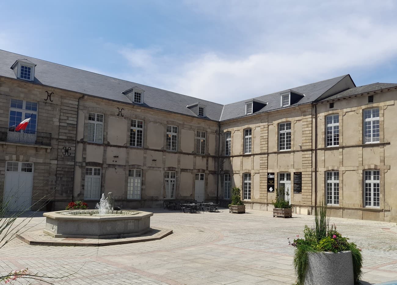 mauleon-ot-musée-facade