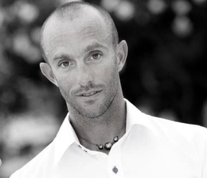 michel bruelle Coach mental HYPNOSE pnl développement personnel Hendaye