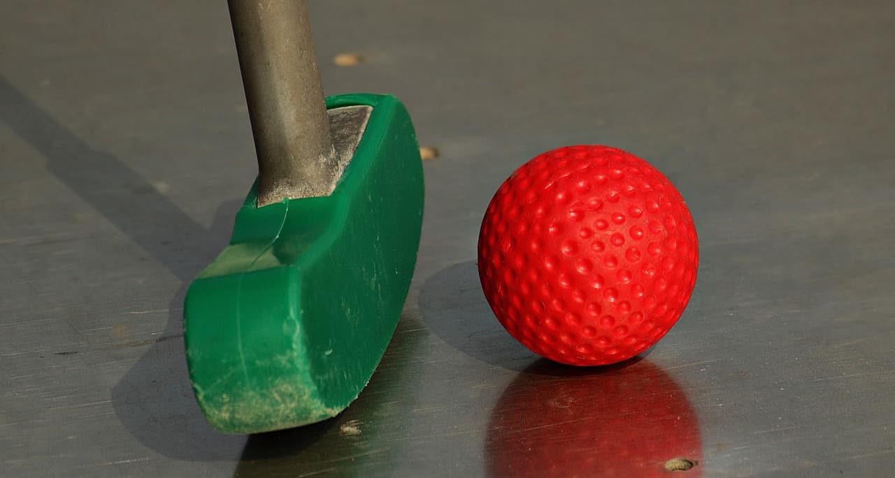 mini-golf-2254561_1280