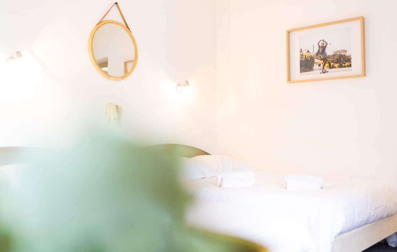 Hôtel & Bistrot Fine - miroir-chambre