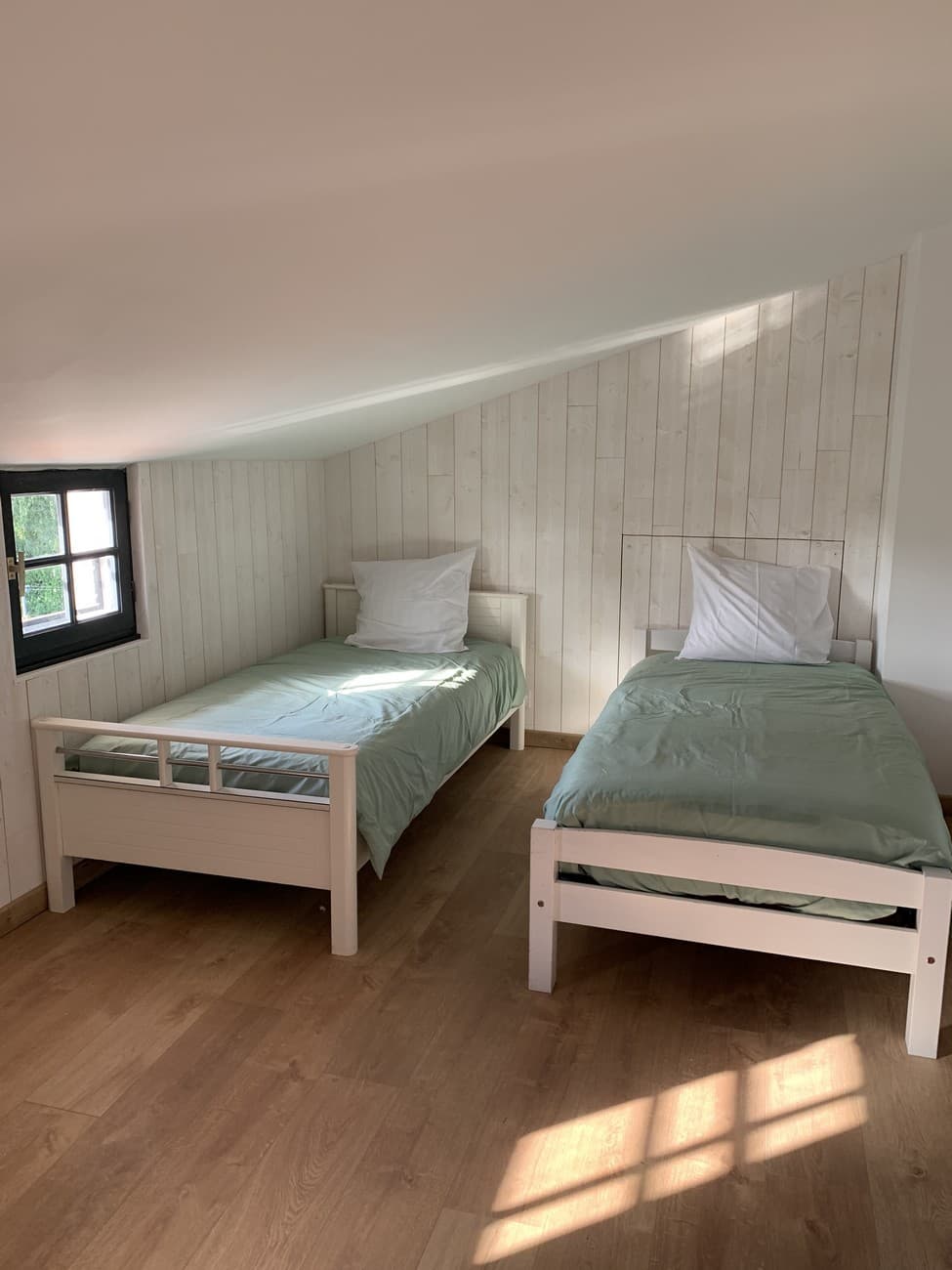 moncoutant-gite-la-briqueterie-chambre6