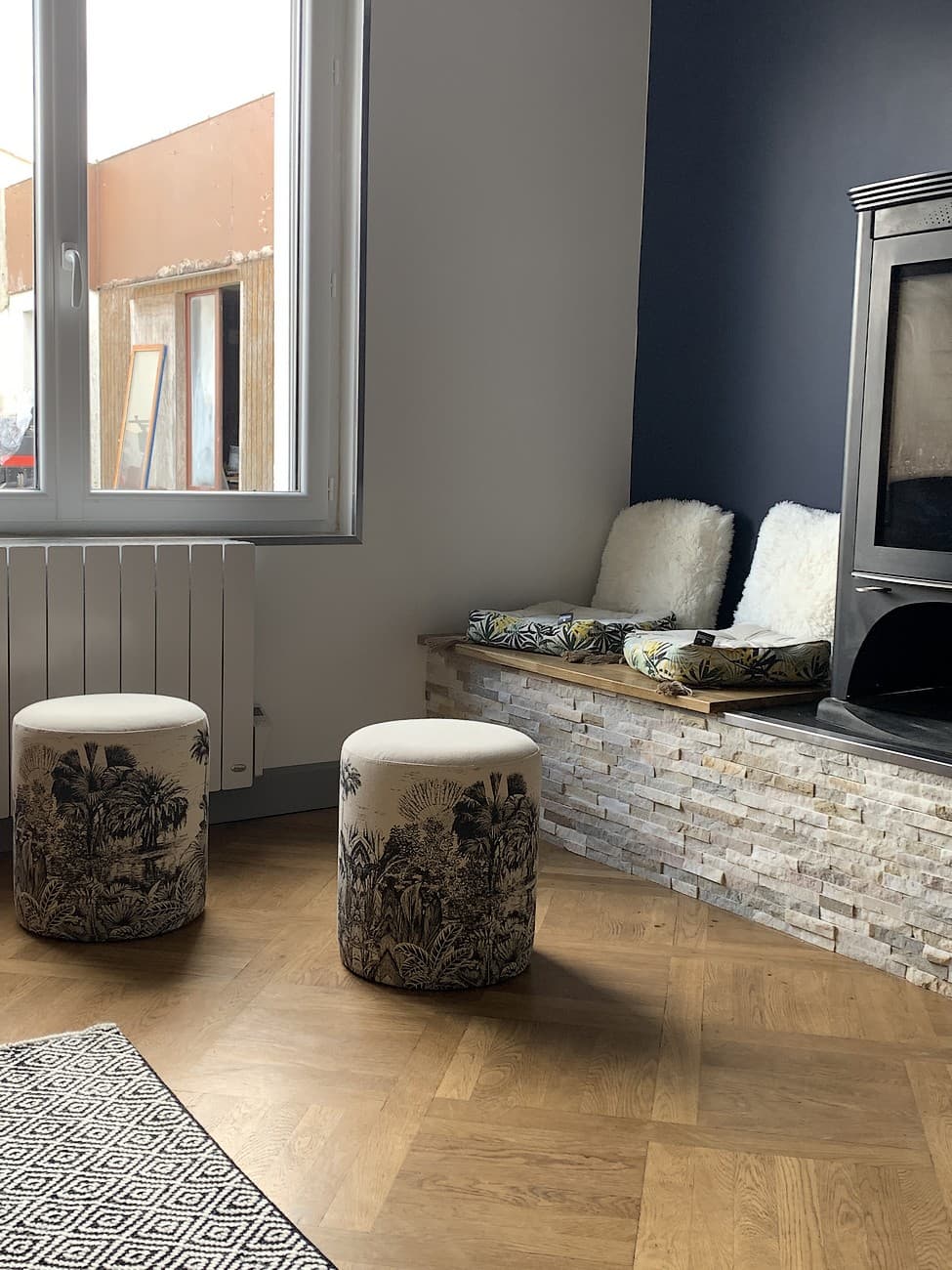 moncoutant-gite-la-briqueterie-coin-salon