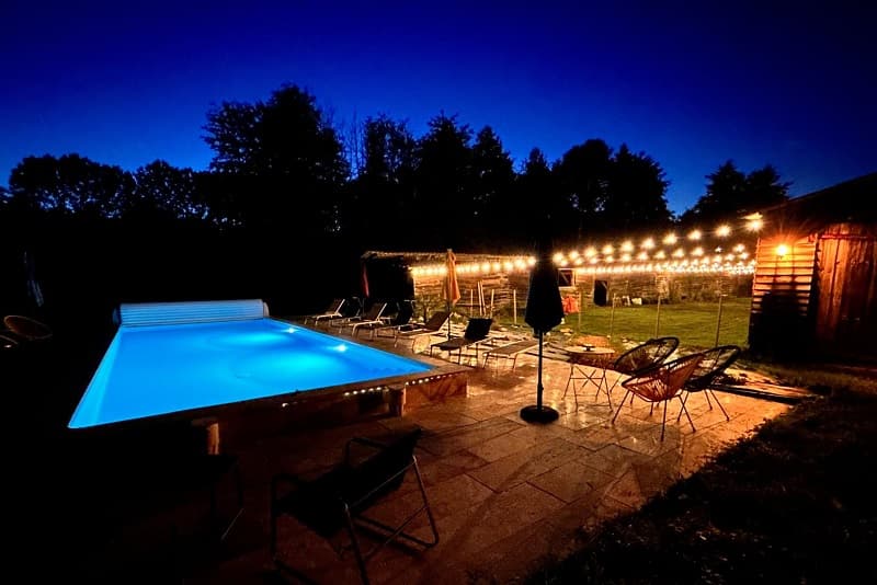 moulin lhoste piscine nuit