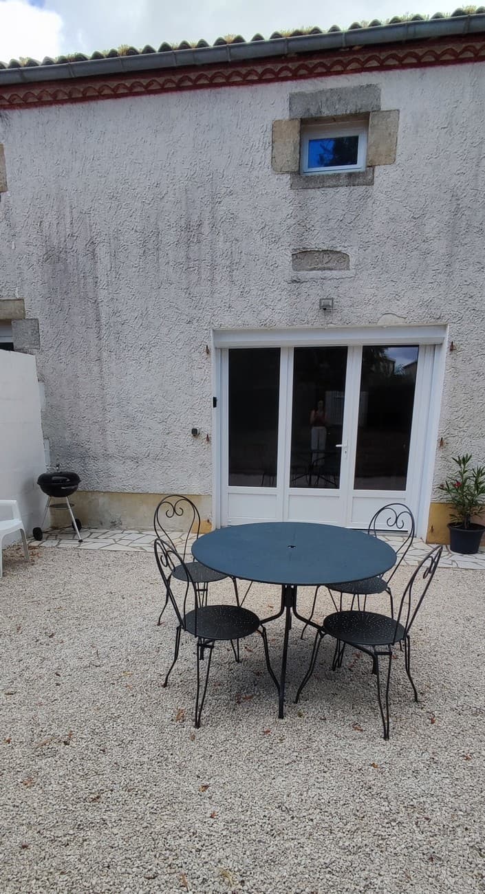 moulins-gites-de-la-chauveliere2-terrasse