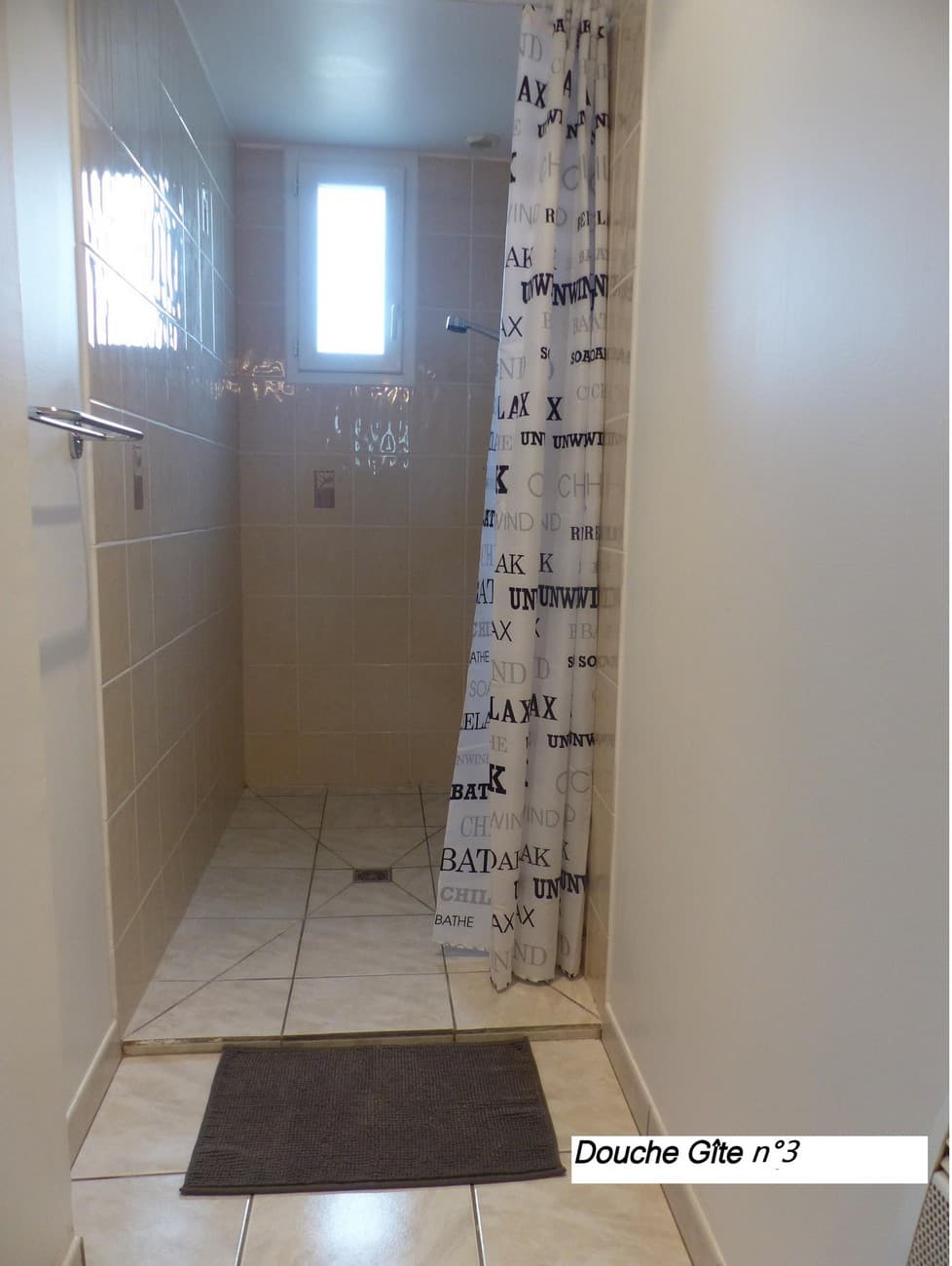moulins-gites-de-la-chauveliere3-douche