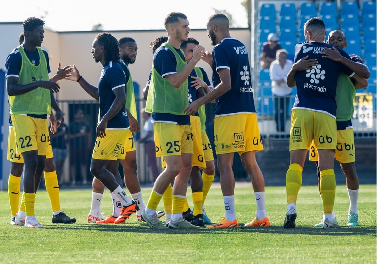 Nouste Camp - Pau - entrainement FC PAU