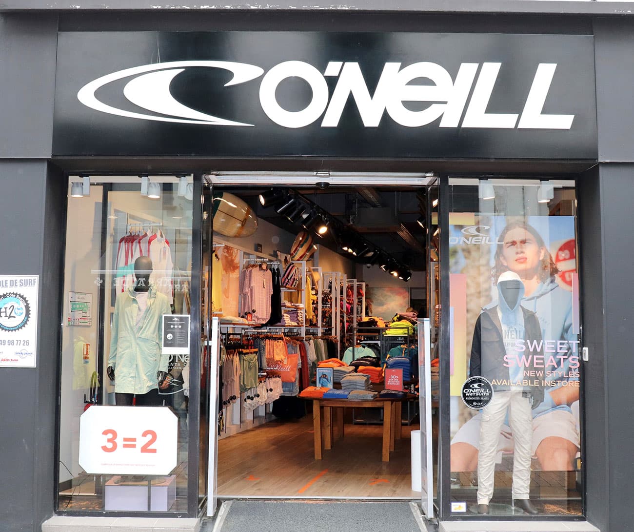 oneill-vitrine