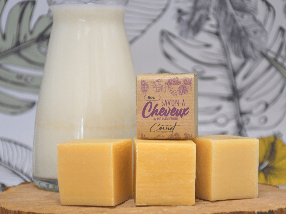 Savons à cheveux au lait frais et cru d'ânesse