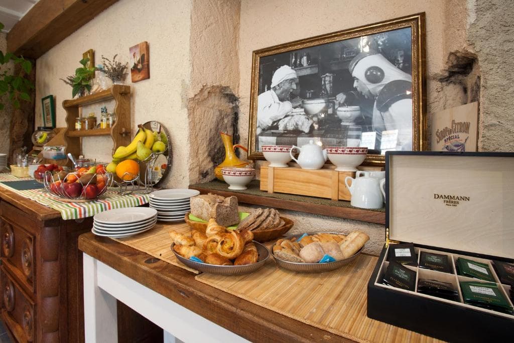 HÔTEL-RESTAURANT LE LION D'OR